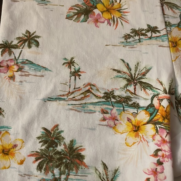 NWT Forever 21 tropical shorts - Picture 2 of 5